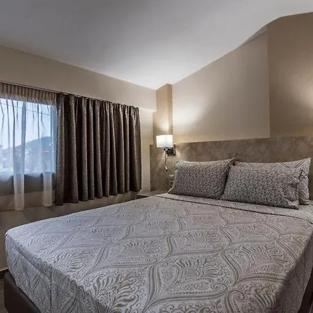 Elia Luxury Apartment
