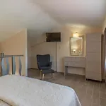 Elia Luxury
