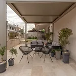Elia Luxury