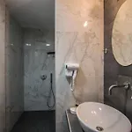 Elia Luxury