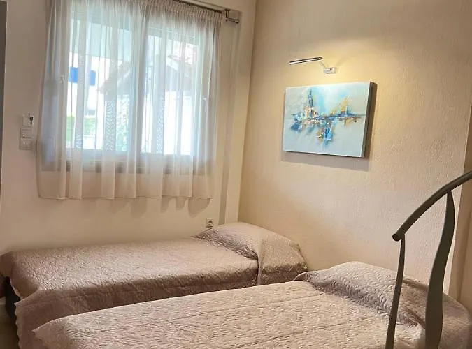 Elia Luxury * Stavros (Thessaloniki)