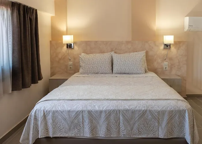 Elia Luxury *